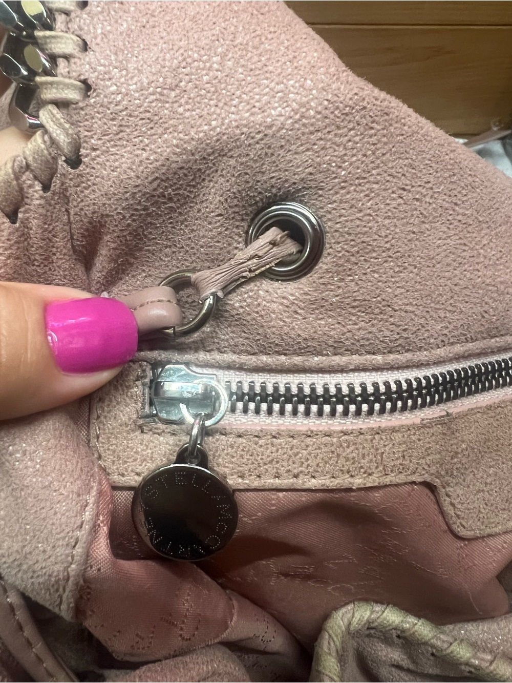 Stella McCartney Pink Suede Chain-Trim Drawstring Backpack - Picture 15 of 16